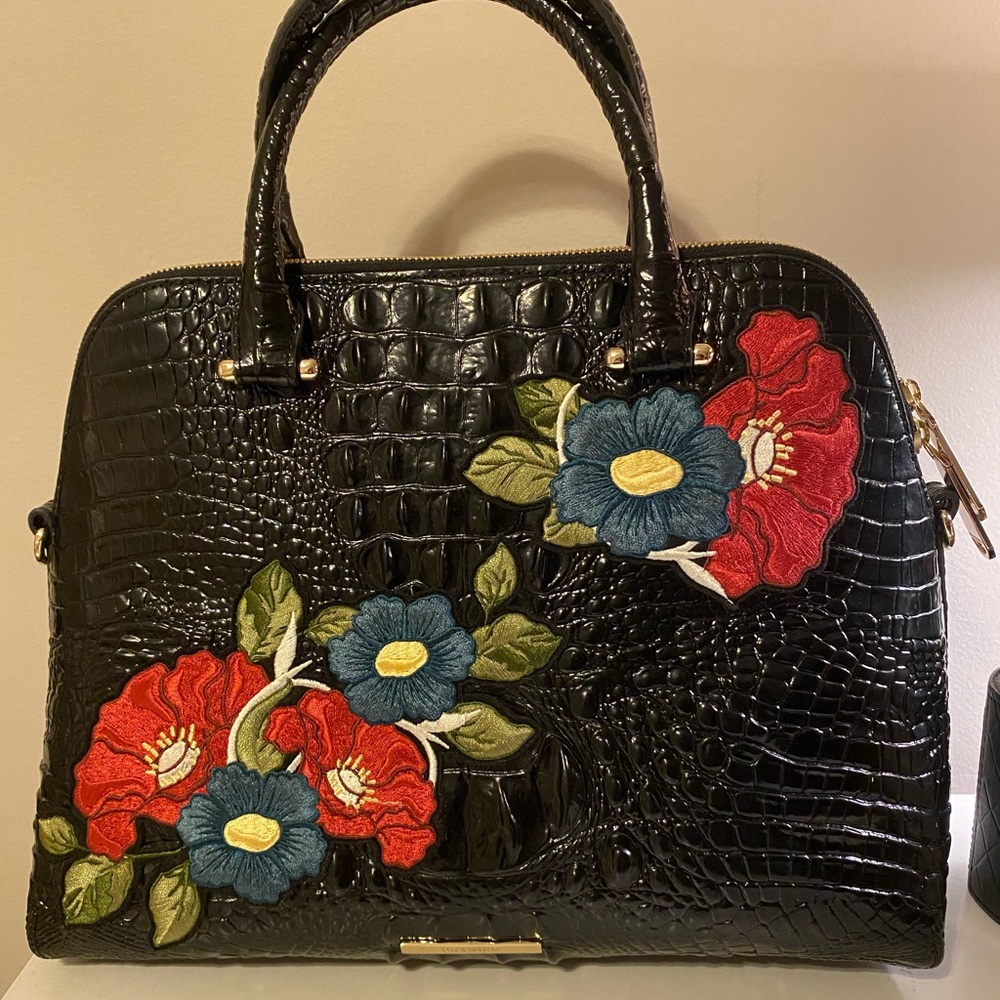 Black Bluewood Brahmin
